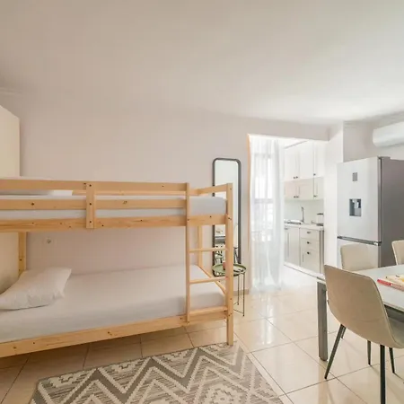 Christopher Nolan Apartmán *